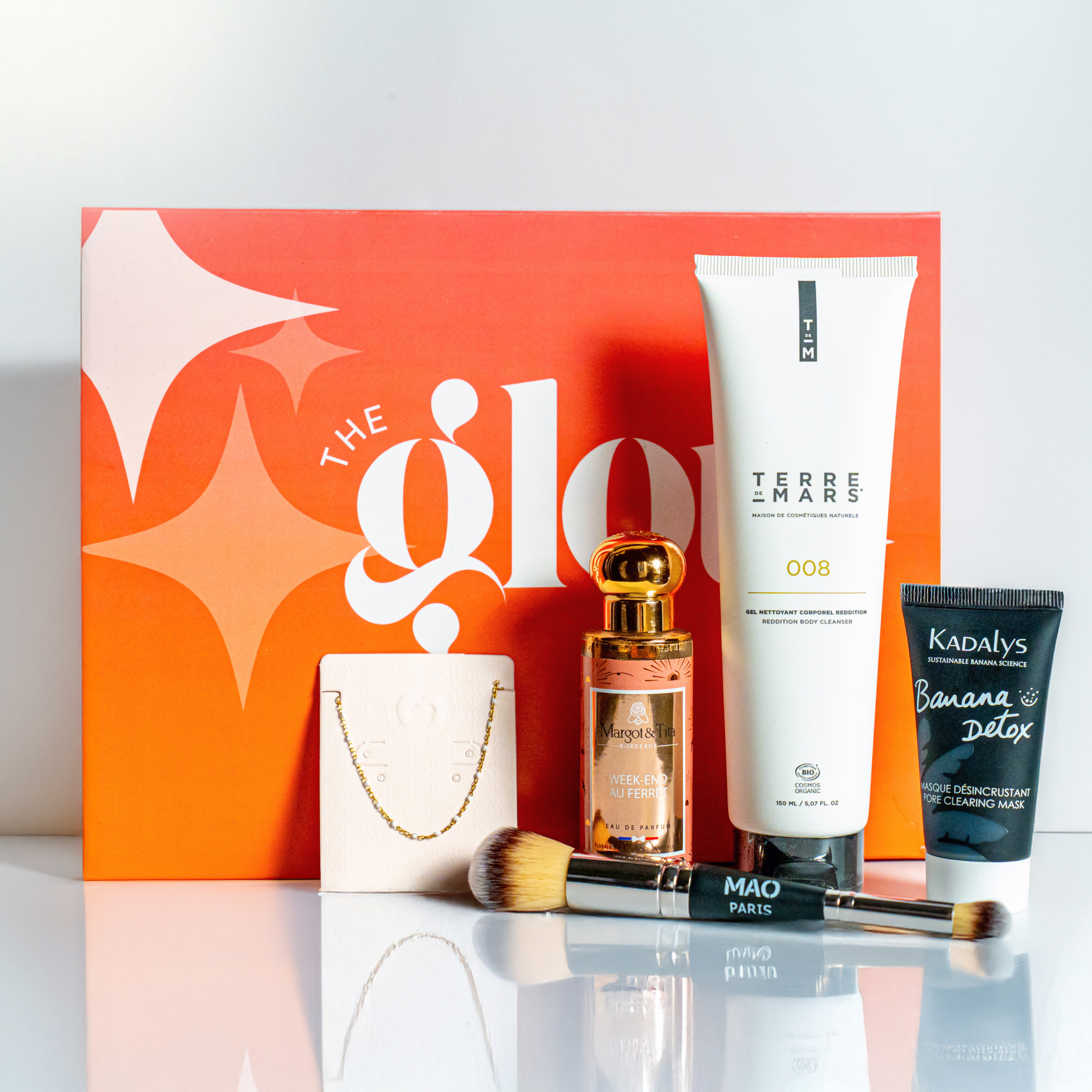 GLOW IN LOVE - BOX FÉVRIER Abonnement 6 mois